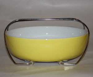 2.4 Ltr Porcelain Dish With Metal Stand