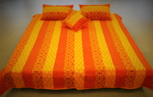 Set Of 5 Pcs Patch Work Cotton Double Bed Cover – 2 Pillow Cover, 2 Cushion Cover & 1 Bed Cover